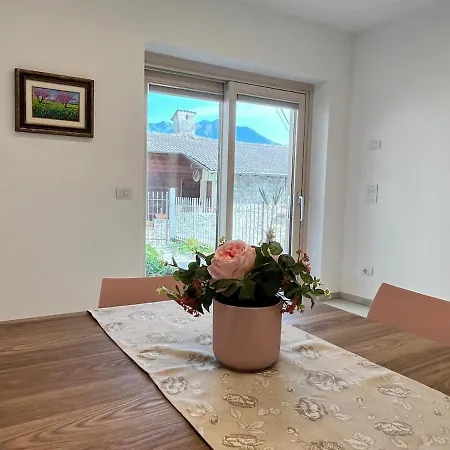 Weinrose - Natura Monti Ferienhaus